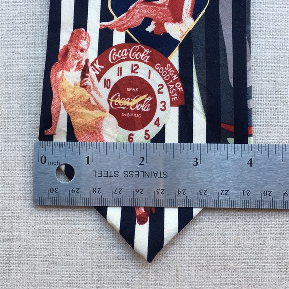Bundle of 2 Coca Cola Silk Ties - Picture 11 of 12